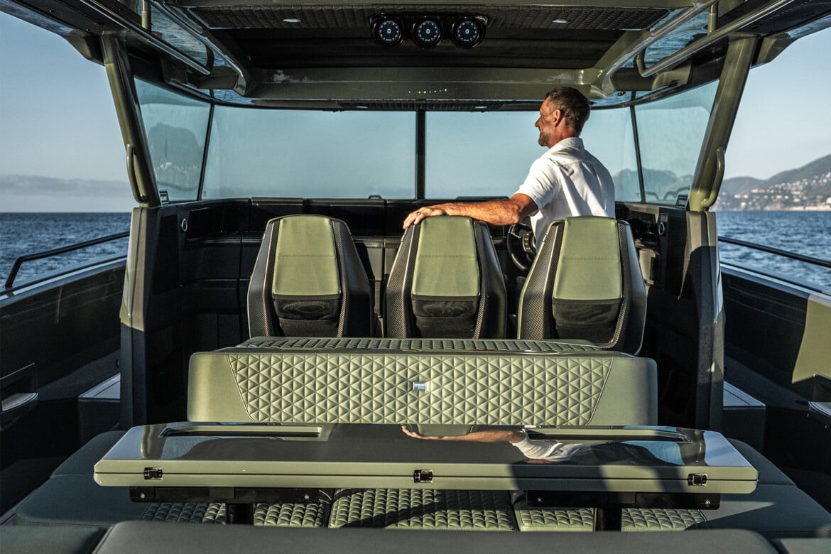 brabus-shadow-1500-cross-top-stealth-green-signature-edition